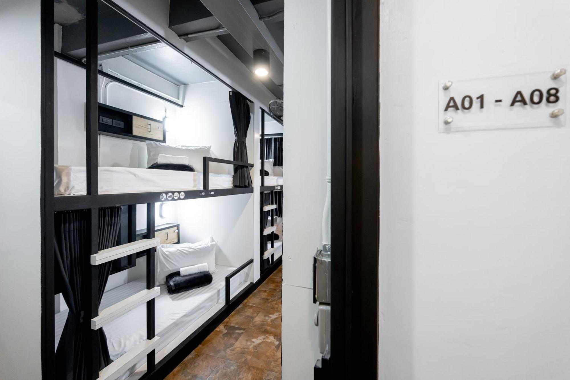 Vibes Hostel Bangkok Kültér fotó