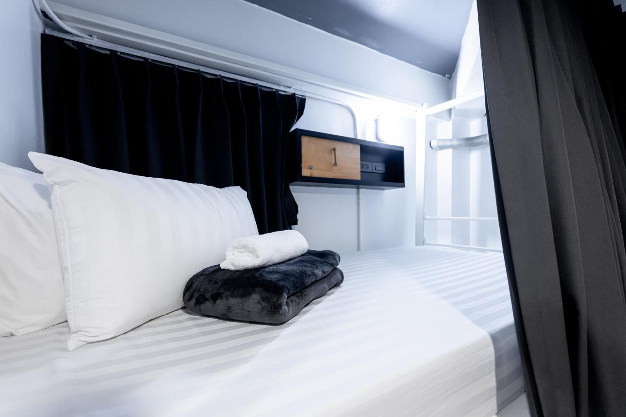 Vibes Hostel Bangkok Kültér fotó